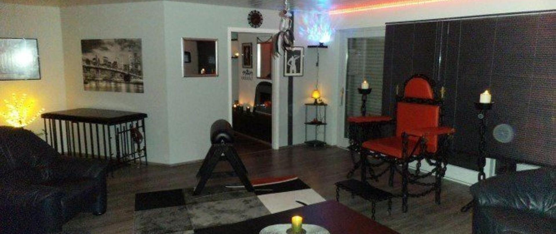 partyzimmer5.JPG